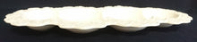 Lade das Bild in den Galerie-Viewer, BEILAGEN~ SCHALENTABLETT (4 Kammer) - Porzellan, Flora Rosenblüten Relief Motiv Dekor