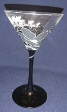 Lade das Bild in den Galerie-Viewer, 2er Set COCKTAIL~ GETRÄNKEGLÄSER - Hartglas, Orchideenblüten Blumen Pflanzen Blatt Blätter Motiv Dekor