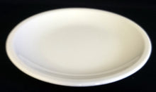 Lade das Bild in den Galerie-Viewer, 2er Set DESSERTTELLER - Porzellan, Einfärbiges Gastronomisches Motiv Dekor