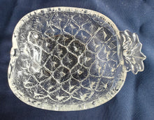 Lade das Bild in den Galerie-Viewer, 3er Set DESSERTSCHALEN - Hartglas, Ananas Obst Frucht Form Relief Motiv Dekor