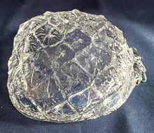 Lade das Bild in den Galerie-Viewer, DESSERTSCHALE - Hartglas, Ananas Obst Frucht Form Relief Motiv Dekor