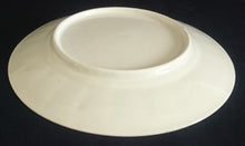 Lade das Bild in den Galerie-Viewer, 20 Teiliges TEESERVICE - Porzellan, Flora Rosenblumen Blüten Blatt Blätter Linien Relief Motiv Dekor