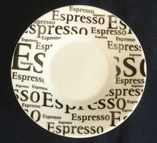Lade das Bild in den Galerie-Viewer, ESPRESSO UNTERTASSE - Porzellan, Große Kleine Espresso Aufschrift Motiv Dekor (nBC)
