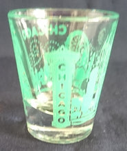 Lade das Bild in den Galerie-Viewer, 4er Set SHOT KURZE SCHNAPS- GETRÄNKEGLÄSER - Hartglas, USA Chicago City Metropole Stadt Aufschrift Motiv Dekor