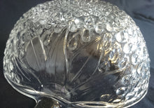 Lade das Bild in den Galerie-Viewer, GROßE BEILAGEN~ DESSERTSCHALE - Hartglas, Obst Frucht Erdbeere Form Relief Motiv Dekor