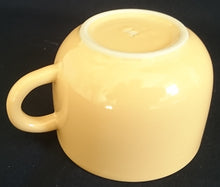 Lade das Bild in den Galerie-Viewer, 2er Set KAFFEETASSEN - Keramik / Steingut, Modernes Gelb Einfärbiges Motiv Dekor