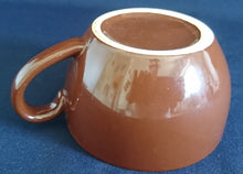 Lade das Bild in den Galerie-Viewer, KAFFEETASSE - Keramik / Steingut, Einfärbiges Klassisches Motiv Dekor (nBC)