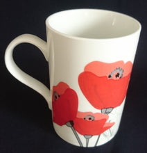 Lade das Bild in den Galerie-Viewer, 2er Set KAFFEETASSEN - Porzellan, Flora Mohnblumen Blüten Pflanzen Motiv Dekor