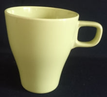 Lade das Bild in den Galerie-Viewer, KAFFEETASSE - Porzellan, Moderne Einfärbige Form Motiv Dekor