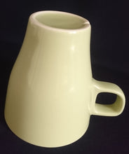 Lade das Bild in den Galerie-Viewer, KAFFEETASSE - Porzellan, Moderne Einfärbige Form Motiv Dekor