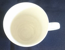 Lade das Bild in den Galerie-Viewer, KAFFEETASSE - Porzellan, Einfärbiges Gastronomisches Motiv Dekor