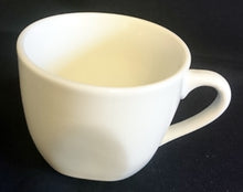 Lade das Bild in den Galerie-Viewer, KAFFEETASSE - Porzellan, Gastronomische Einfärbiges Motiv Dekor