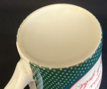 Lade das Bild in den Galerie-Viewer, KAFFEETASSE - Porzellan, Punkte Karos Herz Liebe Schön das es dich gibt Aufschrift Motiv Dekor