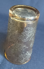 Lade das Bild in den Galerie-Viewer, 2er KORN~ GETRÄNKEGLÄSER - Hartglas, Perlmut Ornamente Symbole Abstrakt Motiv Dekor