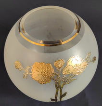 Lade das Bild in den Galerie-Viewer, KUGEL~ BLUMENVASE - Hartglas, Goldrand Flora Pflanze Blume Relief Motiv Dekor