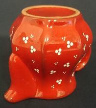 Lade das Bild in den Galerie-Viewer, 3er Set MILCHKÄNNCHEN & ZUCKERDOSE MIT DECKEL - Keramik / Steingut, Punkte Dreier Kreise Senkrechte Balken Relief Motiv Dekor