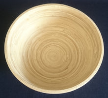 Lade das Bild in den Galerie-Viewer, SALAT~ BEILAGENSCHÜSSEL - Holz (Balsa), Baumjahres Ringe Holz Kreise Motiv Dekor (nBC)