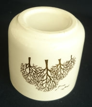 Lade das Bild in den Galerie-Viewer, 2er Set GETRÄNKEBECHER - Keramik / Steingut, Flora Fauna Baum Bäume Wald Vogel Vögel Motiv Dekor