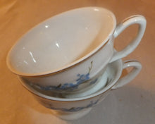 Lade das Bild in den Galerie-Viewer, MOCCATASSE - Porzellan, Goldrand Vergiss mein Nicht Blumenblüten Flora Pflanzen Gewölbter Relief Motiv Dekor