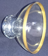 Lade das Bild in den Galerie-Viewer, EIS~ DESSERTSCHALE - Hartglas, Modernes Band Breiter Linien Golddekor Motiv