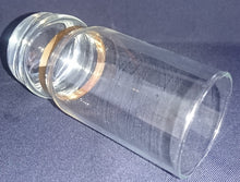 Lade das Bild in den Galerie-Viewer, 2er Set LONGDRINK~ GETRÄNKEGLÄSER - Hartglas, Modernes Band Breiter Linien Golddekor Motiv