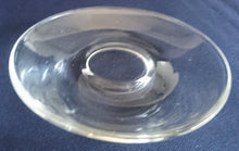 Lade das Bild in den Galerie-Viewer, UNTERTASSE - Hartglas, Klares Modernes Design Motiv (nBC)