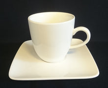 Lade das Bild in den Galerie-Viewer, UNTERTASSE - Porzellan, Einfärbiges Gastronomisches Motiv Dekor