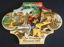 Lade das Bild in den Galerie-Viewer, 2er Set WAND~ SAMMELKACHELN - Keramik / Steingut, Internationale Wandertage Eichenbühl Der Steinmetz Handwerk Aufschrift & Valentinskapelle 1915 Aufschrift Motiv Dekor
