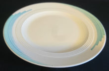 Lade das Bild in den Galerie-Viewer, DESSERTTELLER "Friesland" - Porzellan, Abstraktes Geometrisches Linien Dekor