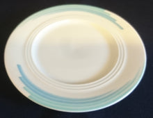 Lade das Bild in den Galerie-Viewer, 2er Set UNTERTASSEN "Friesland" - Porzellan, Abstraktes Geometrisches Linien Dekor