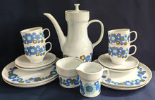 Lade das Bild in den Galerie-Viewer, 2er Set 3er MOCCA~ KAFFEEGEDECKE - Porzellan, Flora Blumenblüten Pflanzen Motiv Dekor