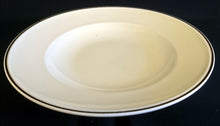 Lade das Bild in den Galerie-Viewer, SUPPENTELLER - Porzellan, Breiter Goldrand Motiv Dekor (BC)