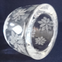 Lade das Bild in den Galerie-Viewer, TEELICHTHALTER - Hartglas, Flora Blumenblüten Blatt Blätter Pflanzen Motiv Dekor (nBC)