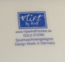 Lade das Bild in den Galerie-Viewer, 2er Set UNTERTASSEN "Flirt" "Gold Stern" - Porzellan, Advent Weihnachtssterne Breiter Motiv Dekorrand (BC)