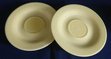 Lade das Bild in den Galerie-Viewer, 2er Set UNTERTASSEN "Flirt" "Liso" - Porzellan, Streifen Einfärbiges Meliertes Dekor