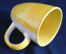 Lade das Bild in den Galerie-Viewer, 2er Set KAFFEEPÖTTE "Flirt" "Liso" - Porzellan, Streifen Einfärbiges Meliertes Dekor