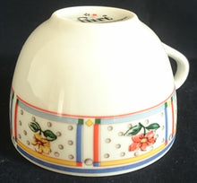 Lade das Bild in den Galerie-Viewer, 2er Set TEETASSEN "Flirt" - Porzellan, Flora Blumenblüten Pflanzen Linien Streifen Rand Motiv Dekor