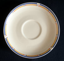 Lade das Bild in den Galerie-Viewer, 2er Set 2er TEEGEDECKE "Flirt" - Porzellan, Flora Blumenblüten Pflanzen Linien Streifen Rand Motiv Dekor