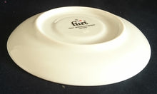 Lade das Bild in den Galerie-Viewer, 2er Set 3er TEEGEDECKE "Flirt" - Porzellan, Flora Blumenblüten Pflanzen Linien Streifen Rand Motiv Dekor