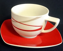 Lade das Bild in den Galerie-Viewer, 2er Set 3er KAFFEEGEDECK "Novel" - Porzellan, Geometrisches Linien Striche Abstrakt Breiter Rand Motiv Quadratische Form Motiv Dekor