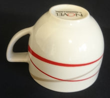 Lade das Bild in den Galerie-Viewer, 12 Teiliges KAFFEESERVICE "Novel" - Porzellan, Geometrisches Linien Striche Abstrakt Breiter Rand Motiv Quadratische Form Motiv Dekor