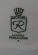 Lade das Bild in den Galerie-Viewer, 5er Set TEEKANNE & MILCHKÄNNCHEN & ZUCKERDOSE + DECKEL - Porzellan, Flora Weinblatt Blätter Pflanzen Ranken Motiv Dekor