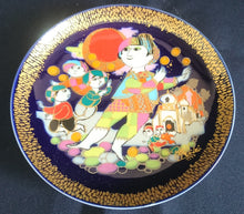 Lade das Bild in den Galerie-Viewer, 2er Set WAND SAMMELTELLER "Studio Linie" "Aladin und die Wunderlampe I & II" - Porzellan, Märchen Geschichte Gold Dekor, Björn Wiinblad Design