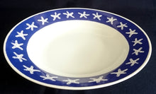 Lade das Bild in den Galerie-Viewer, SUPPENTELLER - Porzellan, Breiter Rand Seesterne Motiv Dekor