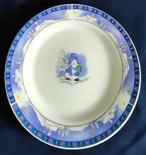 Lade das Bild in den Galerie-Viewer, 2er Set DESSERTTELLER - Porzellan, Advent Weihnachten Winter Schnee Baum Bäume Rand Symbole Motiv Dekor