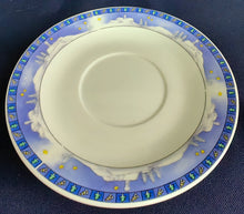 Lade das Bild in den Galerie-Viewer, 2er Set UNTERTASSEN - Porzellan, Advent Weihnachten Winter Schnee Baum Bäume Rand Symbole Motiv Dekor