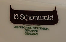 Lade das Bild in den Galerie-Viewer, MITTLERE BEILAGENPLATTE - Porzellan, Breiter Platin Linien Dekorrand Motiv