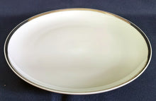 Lade das Bild in den Galerie-Viewer, 2er Set SPEISETELLER - Porzellan, Breiter Platin Linien Dekorrand Motiv