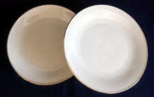 Lade das Bild in den Galerie-Viewer, 3er Teegedeck - Porzellan, Goldrand Klassisch Motiv Dekor