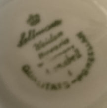 Lade das Bild in den Galerie-Viewer, 5er Set KAFFEEKANNE + DECKEL & MILCHKÄNNCHEN & ZUCKERDOSE + DECKEL "Annabell" - Porzellan, Goldrand Flora Rosenblumen Blüten Relief Motiv Dekor